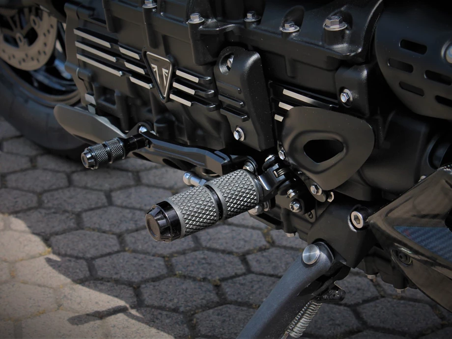 Umbgebautes Motorrad Triumph Rocket 3 R Black Bild 9: Umbgebautes Motorrad Triumph Rocket 3 R Black