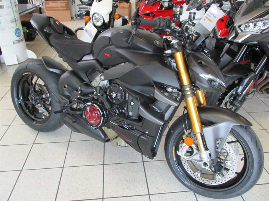 Umbgebautes Motorrad Ducati Streetfighter V4 S Bild 14: Umbgebautes Motorrad Ducati Streetfighter V4 S