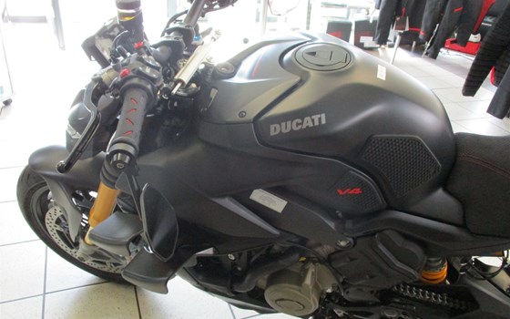 Umgebautes Motorrad Ducati Streetfighter V4 S von Team Wahlers GmbH - Bild 11 Umgebautes Motorrad Ducati Streetfighter V4 S von Team Wahlers GmbH - Bild 11