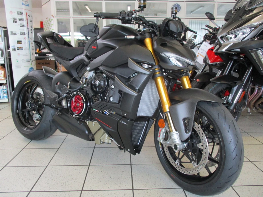 Umbgebautes Motorrad Ducati Streetfighter V4 S Bild 4: Umbgebautes Motorrad Ducati Streetfighter V4 S