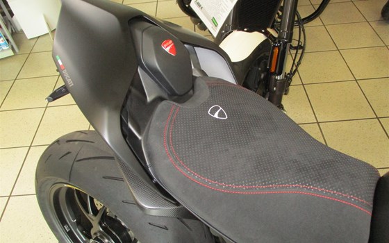 Umgebautes Motorrad Ducati Streetfighter V4 S von Team Wahlers GmbH - Bild 3 Umgebautes Motorrad Ducati Streetfighter V4 S von Team Wahlers GmbH - Bild 3