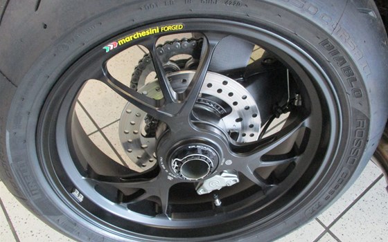 Umgebautes Motorrad Ducati Streetfighter V4 S von Team Wahlers GmbH - Bild 8 Umgebautes Motorrad Ducati Streetfighter V4 S von Team Wahlers GmbH - Bild 8