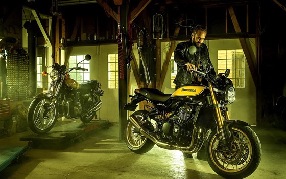 Umgebautes Motorrad Kawasaki Z900 RS SE von Team Wahlers GmbH - Bild 17 Umgebautes Motorrad Kawasaki Z900 RS SE von Team Wahlers GmbH - Bild 17