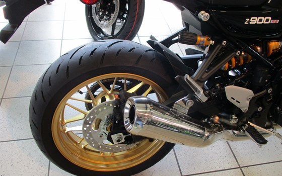 Umgebautes Motorrad Kawasaki Z900 RS SE von Team Wahlers GmbH - Bild 6 Umgebautes Motorrad Kawasaki Z900 RS SE von Team Wahlers GmbH - Bild 6