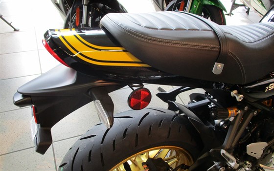 Umgebautes Motorrad Kawasaki Z900 RS SE von Team Wahlers GmbH - Bild 8 Umgebautes Motorrad Kawasaki Z900 RS SE von Team Wahlers GmbH - Bild 8