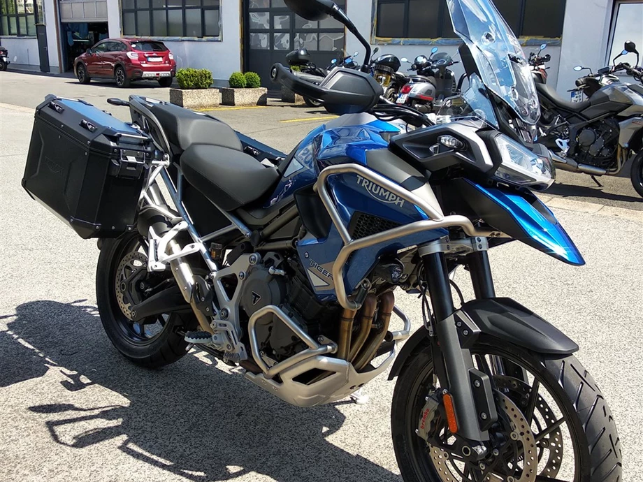 Rebuilt motorbike Triumph Tiger 1200 GT PRO Bild 3: Rebuilt motorbike Triumph Tiger 1200 GT PRO
