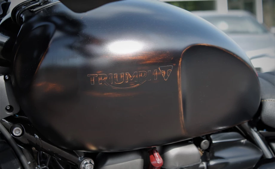 Umbgebautes Motorrad Triumph Scrambler 1200 XE Bild 11: Umbgebautes Motorrad Triumph Scrambler 1200 XE