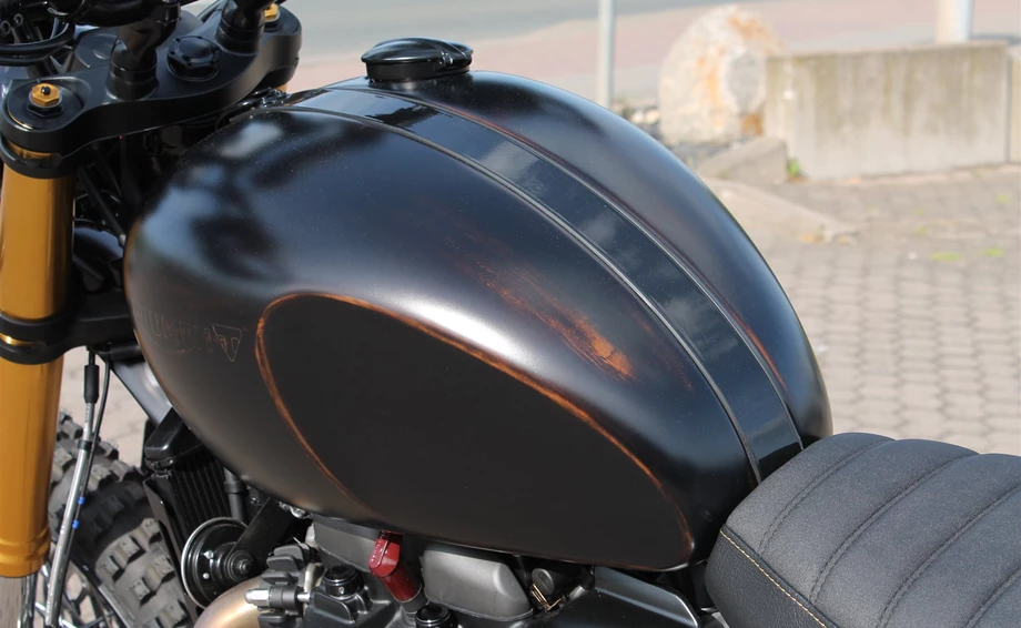Umbgebautes Motorrad Triumph Scrambler 1200 XE Bild 2: Umbgebautes Motorrad Triumph Scrambler 1200 XE