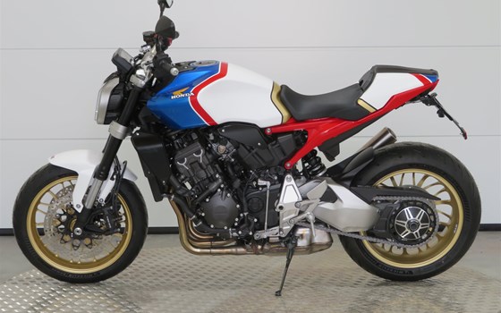 Umgebautes Motorrad Honda CB 1000 R von Zweiradparadies Denk GmbH & Co. KG - Bild 4 Umgebautes Motorrad Honda CB 1000 R von Zweiradparadies Denk GmbH & Co. KG - Bild 4