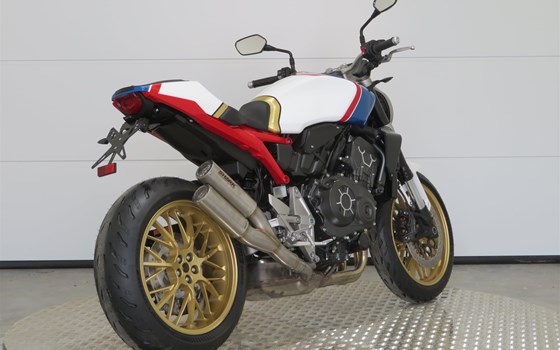 Umgebautes Motorrad Honda CB 1000 R von Zweiradparadies Denk GmbH & Co. KG - Bild 7 Umgebautes Motorrad Honda CB 1000 R von Zweiradparadies Denk GmbH & Co. KG - Bild 7