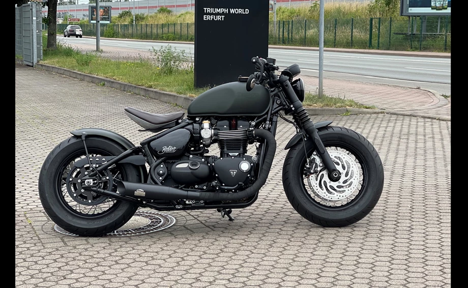 Umbgebautes Motorrad Triumph Bonneville Bobber Bild 1: Umbgebautes Motorrad Triumph Bonneville Bobber