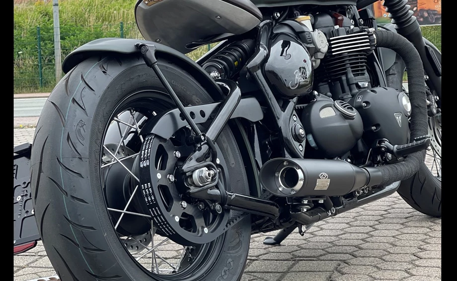 Umbgebautes Motorrad Triumph Bonneville Bobber Bild 5: Umbgebautes Motorrad Triumph Bonneville Bobber