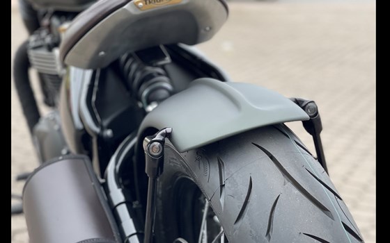 Umgebautes Motorrad Triumph Bonneville Bobber von Stärker-Profil GmbH - Bild 8 Umgebautes Motorrad Triumph Bonneville Bobber von Stärker-Profil GmbH - Bild 8