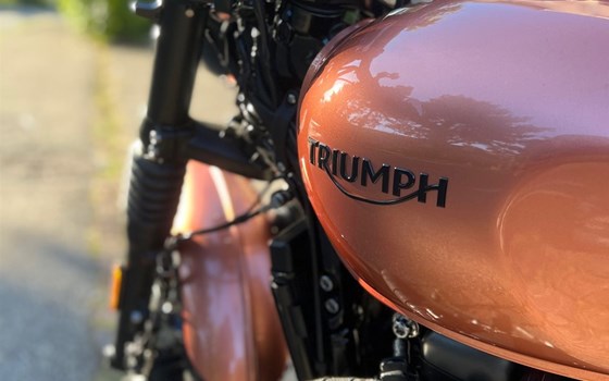 Umgebautes Motorrad Triumph Bonneville Speedmaster von Pat-Bikes AG - Bild 3 Umgebautes Motorrad Triumph Bonneville Speedmaster von Pat-Bikes AG - Bild 3