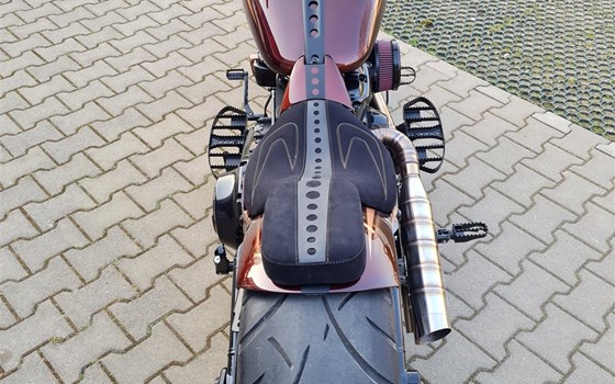 Umgebautes Motorrad Harley-Davidson Softail Fat Boy 114 FLFBS von X-Trem Custombikes - Bild 21
