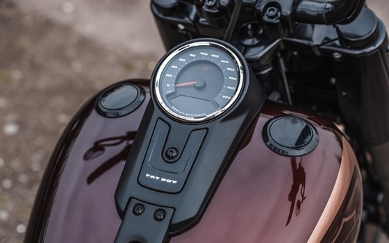 Umgebautes Motorrad Harley-Davidson Softail Fat Boy 114 FLFBS von X-Trem Custombikes - Bild 13