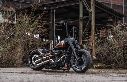 Harley-Davidson Softail Fat Boy 114 FLFBS Custom Bike