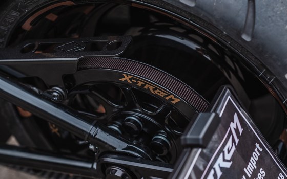 Umgebautes Motorrad Harley-Davidson Softail Fat Boy 114 FLFBS von X-Trem Custombikes - Bild 6