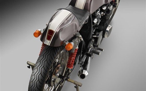 Umgebautes Motorrad Honda CB 550 von bob2bob - Bild 3 Umgebautes Motorrad Honda CB 550 von bob2bob - Bild 3
