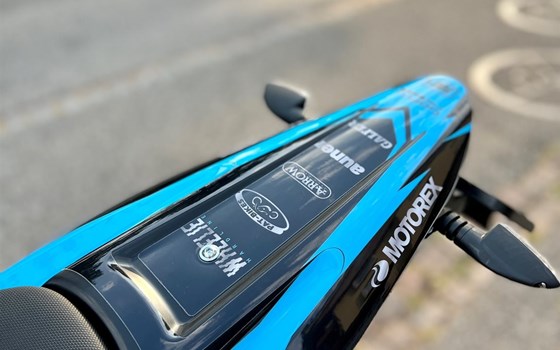 Umgebautes Motorrad Fantic XMF 125 Competition von Pat-Bikes AG - Bild 6 Umgebautes Motorrad Fantic XMF 125 Competition von Pat-Bikes AG - Bild 6