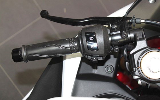 Umgebautes Motorrad Yamaha R125 von Munich-Bike-Factory - Bild 15