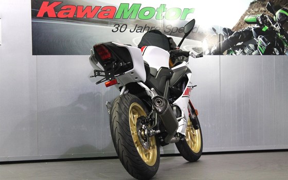 Umgebautes Motorrad Yamaha R125 von Munich-Bike-Factory - Bild 3