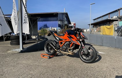 KTM 1290 Super Duke R Custom Bike KTM 1290 Super Duke R Custom Bike