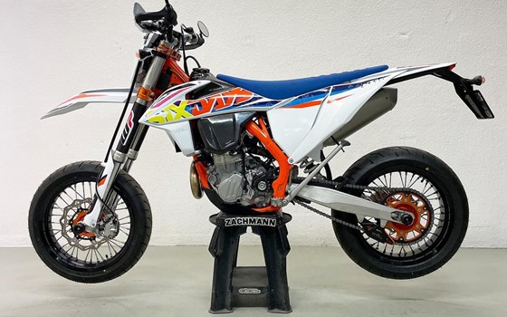 Umgebautes Motorrad KTM 500 EXC-F von Motoshop Zachmann GmbH - Bild 3 Umgebautes Motorrad KTM 500 EXC-F von Motoshop Zachmann GmbH - Bild 3
