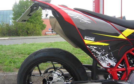 Umgebautes Motorrad GASGAS SM 700 von Motorradcenter Keßler - Bild 8 Umgebautes Motorrad GASGAS SM 700 von Motorradcenter Keßler - Bild 8