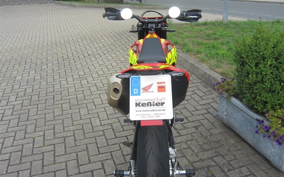 Umgebautes Motorrad GASGAS SM 700 von Motorradcenter Keßler - Bild 5 Umgebautes Motorrad GASGAS SM 700 von Motorradcenter Keßler - Bild 5