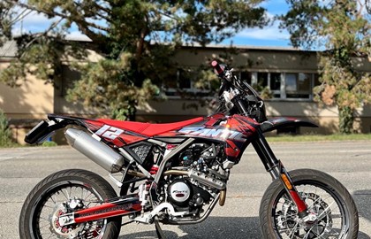 Fantic XMF 125 Performance Custom Bike