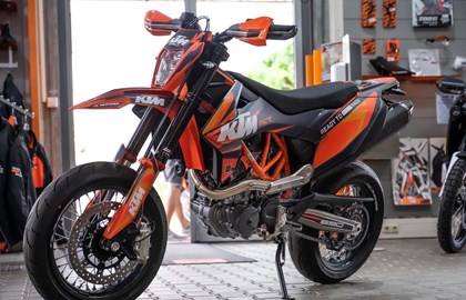 KTM 690 SMC R Custom Bike