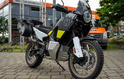 Husqvarna Norden 901 Custom Bike