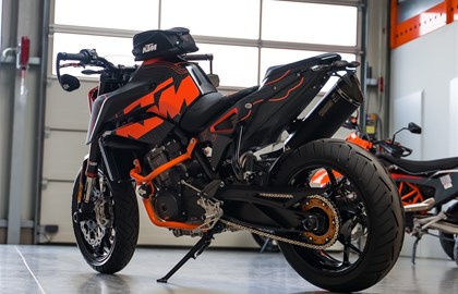 KTM 890 Duke L Custom Bike