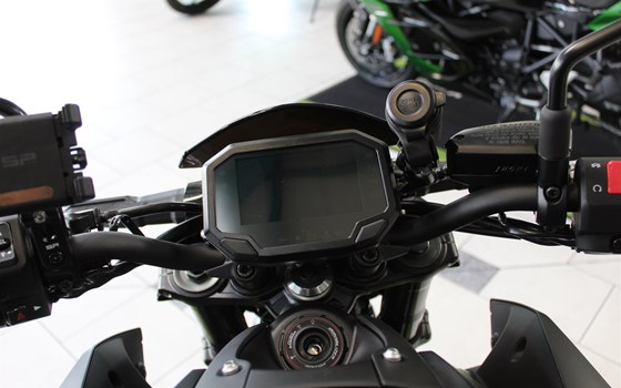 Umgebautes Motorrad Kawasaki Z900 70kW von Willi Möller - Bild 7 Umgebautes Motorrad Kawasaki Z900 70kW von Willi Möller - Bild 7