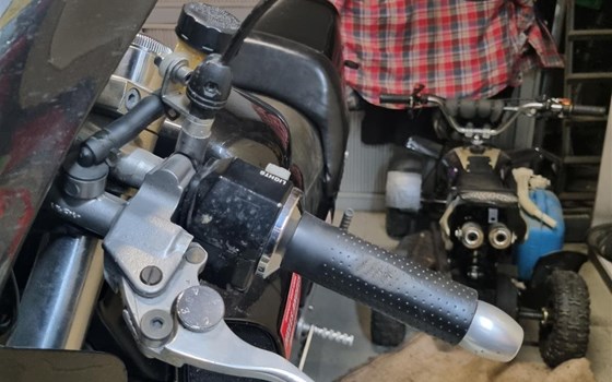 Umgebautes Motorrad Yamaha V-Max VMX 1200 von Schorscholator - Bild 15 Umgebautes Motorrad Yamaha V-Max VMX 1200 von Schorscholator - Bild 15