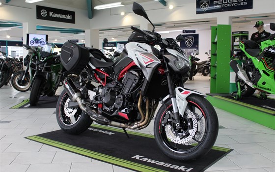Umgebautes Motorrad Kawasaki Z900 von Willi Möller - Bild 1 Umgebautes Motorrad Kawasaki Z900 von Willi Möller - Bild 1