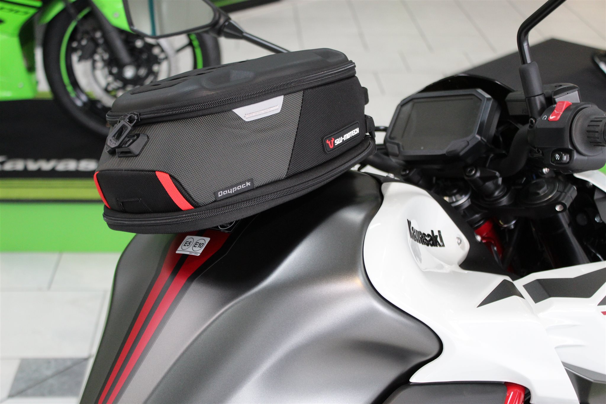 Details zum Custom-Bike Kawasaki Z900 des Händlers WIKO Motorrad GmbH
