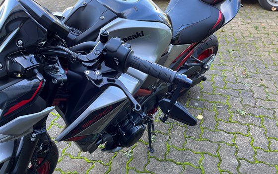 Umgebautes Motorrad Kawasaki Z900 von Motbox - Bild 11 Umgebautes Motorrad Kawasaki Z900 von Motbox - Bild 11