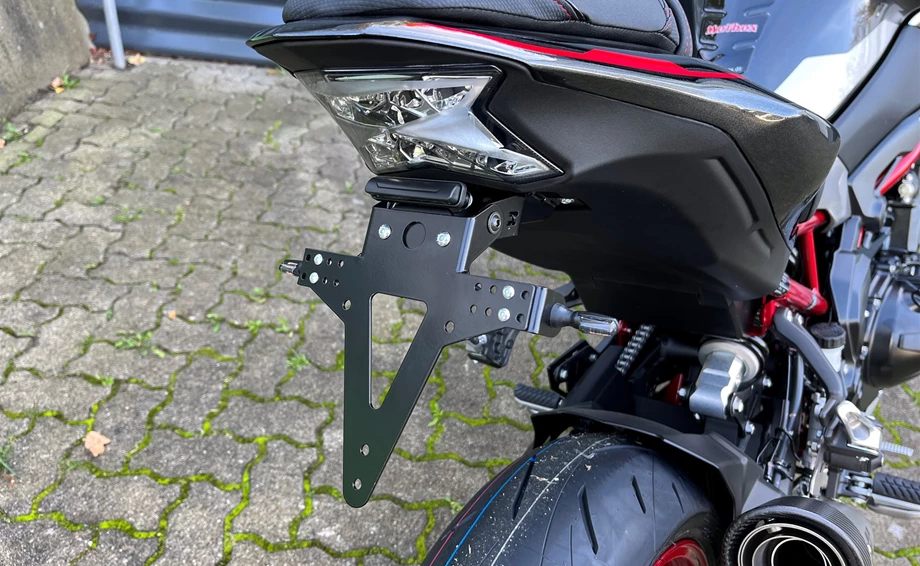 Umbgebautes Motorrad Kawasaki Z900 Bild 15: Umbgebautes Motorrad Kawasaki Z900