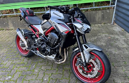 Kawasaki Z900 Custom Bike