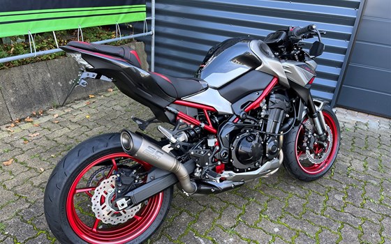 Umgebautes Motorrad Kawasaki Z900 von Motbox - Bild 4 Umgebautes Motorrad Kawasaki Z900 von Motbox - Bild 4