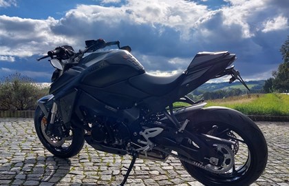 Suzuki GSX-S950 Custom Bike Suzuki GSX-S950 Custom Bike