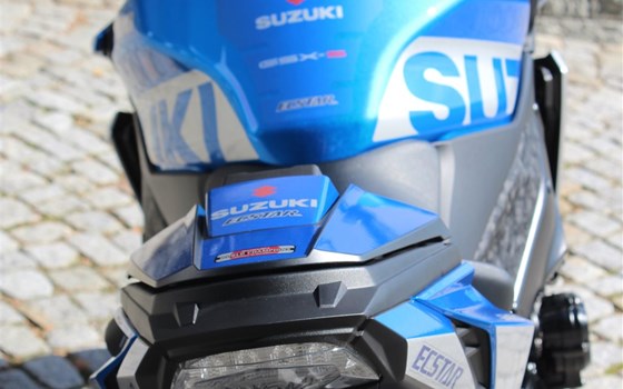 Umgebautes Motorrad Suzuki GSX-S950 von Zweirad Nürnberger - Bild 9 Umgebautes Motorrad Suzuki GSX-S950 von Zweirad Nürnberger - Bild 9