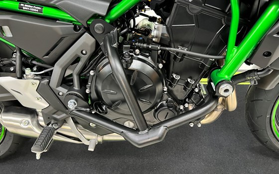 Umgebautes Motorrad Kawasaki Z650 von Willi Möller - Bild 4 Umgebautes Motorrad Kawasaki Z650 von Willi Möller - Bild 4