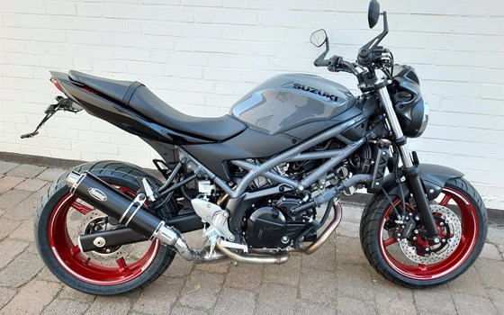 Umgebautes Motorrad Suzuki SV650 von D. Behre Motorräder & Service - Bild 8 Umgebautes Motorrad Suzuki SV650 von D. Behre Motorräder & Service - Bild 8