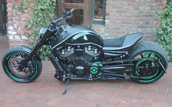 Umgebautes Motorrad Harley-Davidson Night Rod Special VRSCDX von X-Trem Custombikes - Bild 2 Umgebautes Motorrad Harley-Davidson Night Rod Special VRSCDX von X-Trem Custombikes - Bild 2