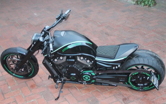 Umgebautes Motorrad Harley-Davidson Night Rod Special VRSCDX von X-Trem Custombikes - Bild 16 Umgebautes Motorrad Harley-Davidson Night Rod Special VRSCDX von X-Trem Custombikes - Bild 16