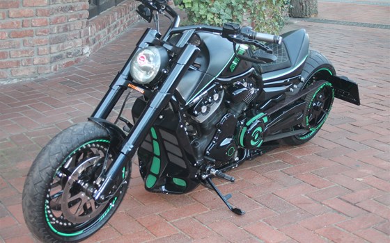 Umgebautes Motorrad Harley-Davidson Night Rod Special VRSCDX von X-Trem Custombikes - Bild 3 Umgebautes Motorrad Harley-Davidson Night Rod Special VRSCDX von X-Trem Custombikes - Bild 3