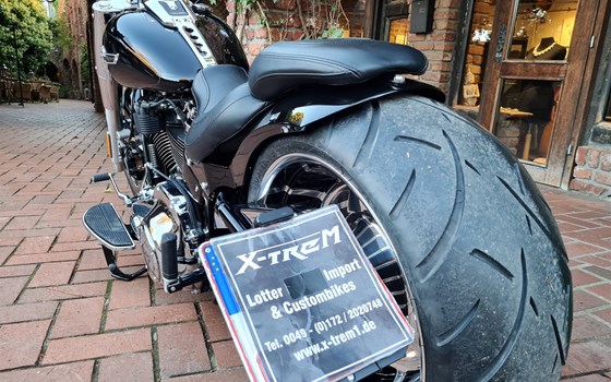 Umgebautes Motorrad Harley-Davidson Softail Fat Boy 114 FLFBS von X-Trem Custombikes - Bild 11 Umgebautes Motorrad Harley-Davidson Softail Fat Boy 114 FLFBS von X-Trem Custombikes - Bild 11